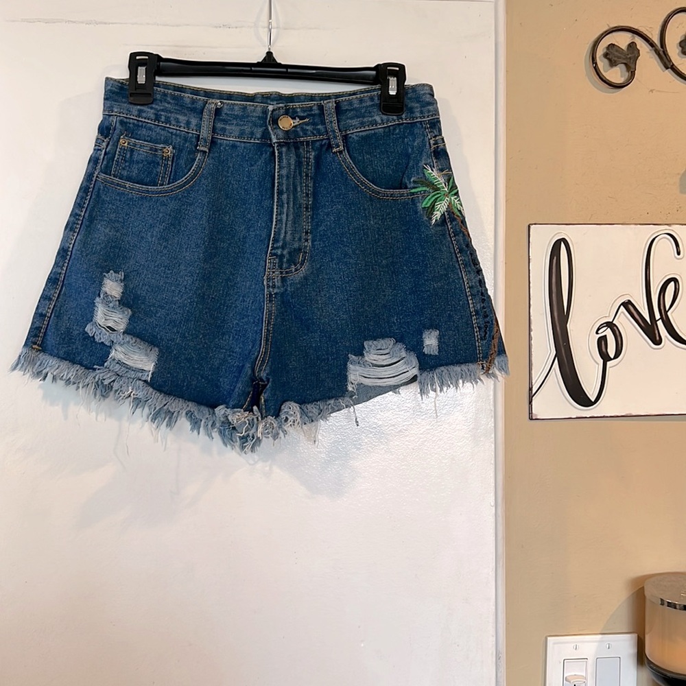 High Waisted Distressed Jean Shorts With Embroidered Palm Tree and Frayed Hem